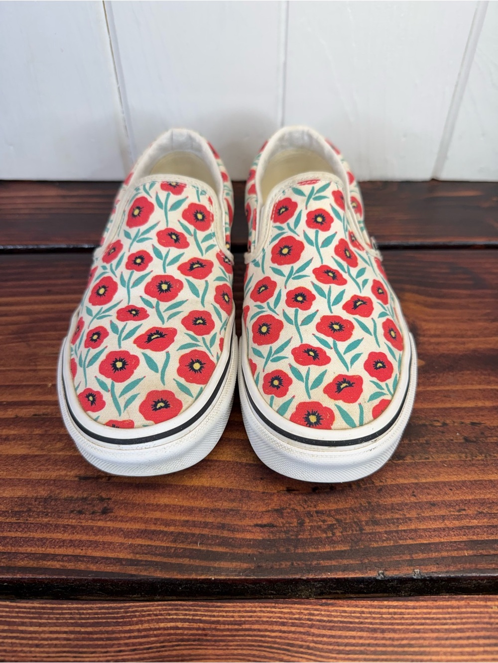 Vans Classic Slip-On Poppy Floral Print Women’s Size 6.5